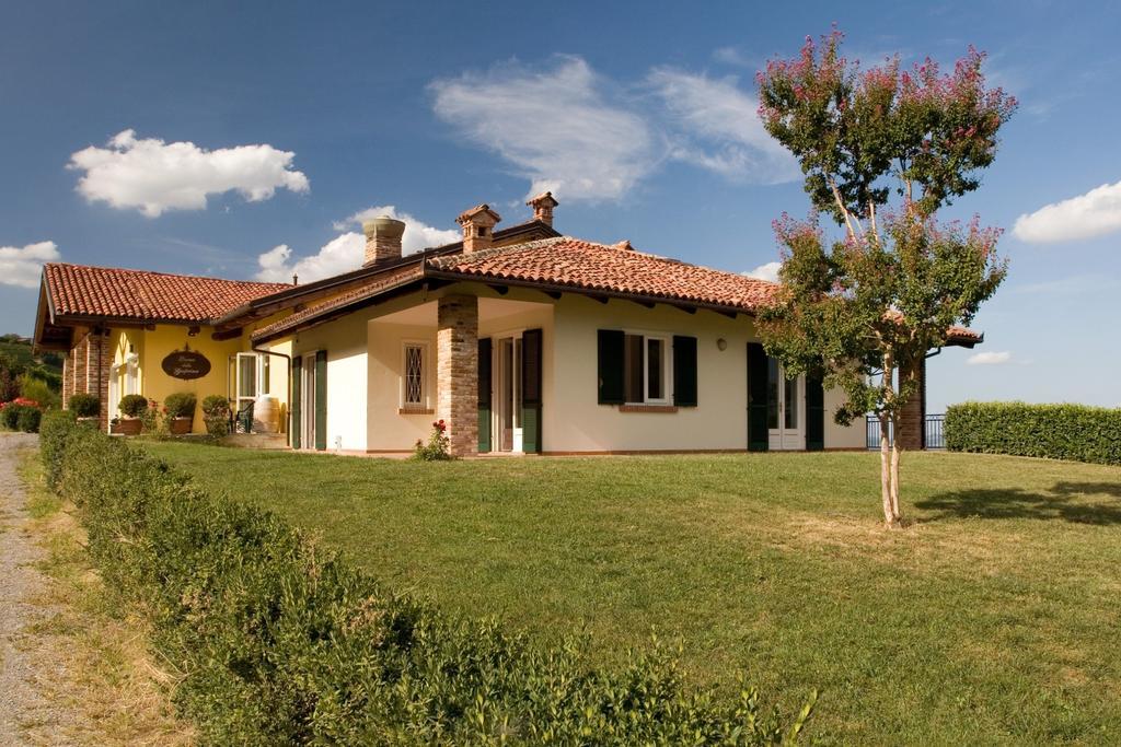 Eremo Della Gasprina Guest House La Morra Exterior photo